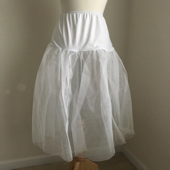 NWOT 1X/2X Plus Long Cinderella Tulle Petticoat - Picture 7 of 8